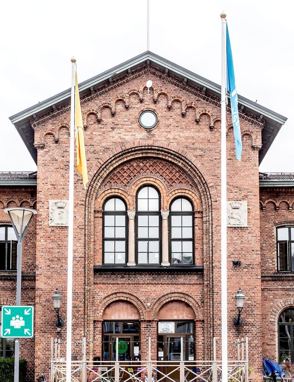 Stationen Panzió Ystad község Kültér fotó